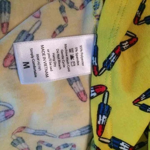 Yellow Bomb Pop Stars Lularoe Irma Shirt Tunic MED New - Picture 5 of 6